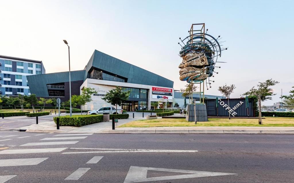 Menlyn Maine Residence Unit 1419 Pretoria Exterior photo